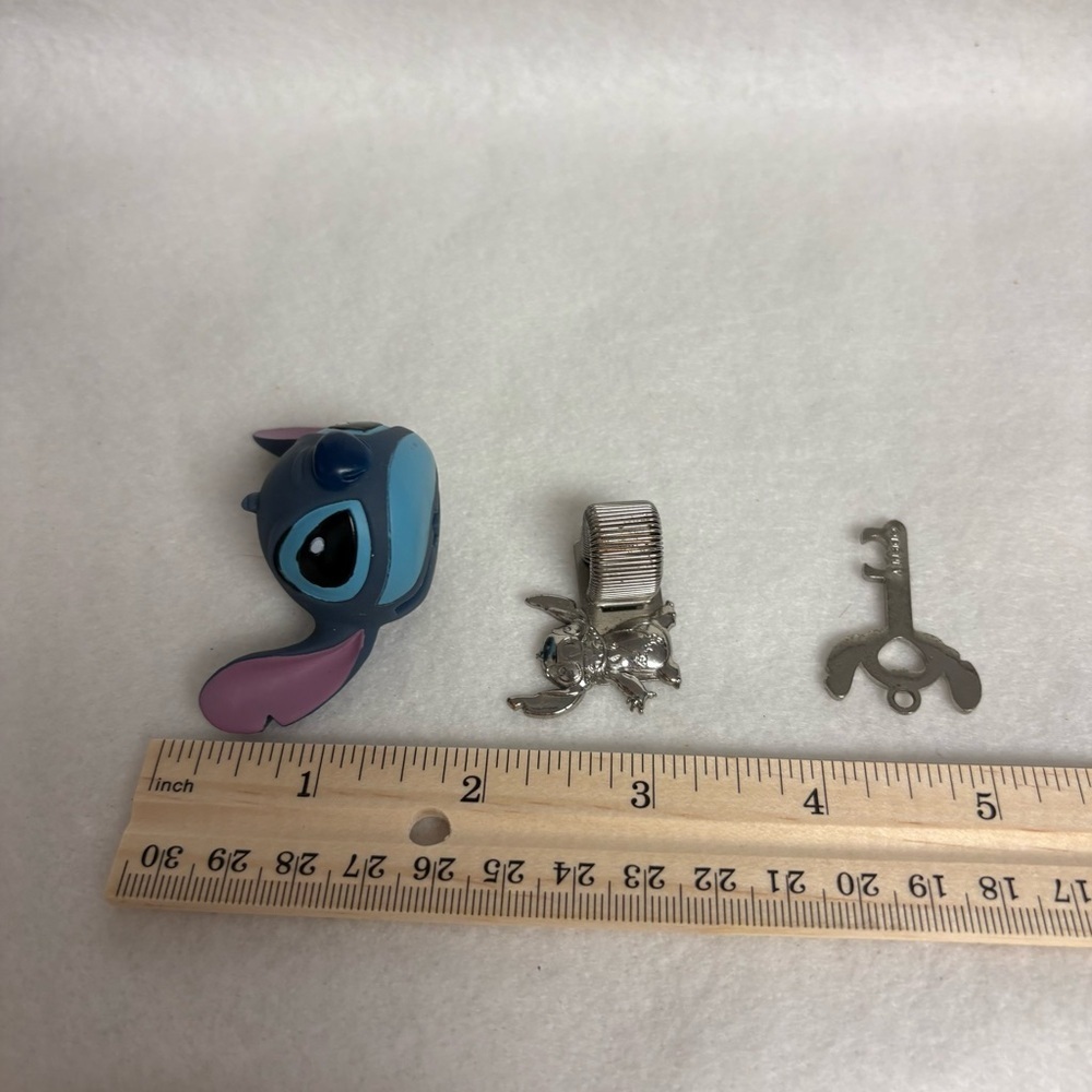 Set of 3 STITCH Pen Holder Key Plastic Key Cover Disney Japan - Picture 4 of 9